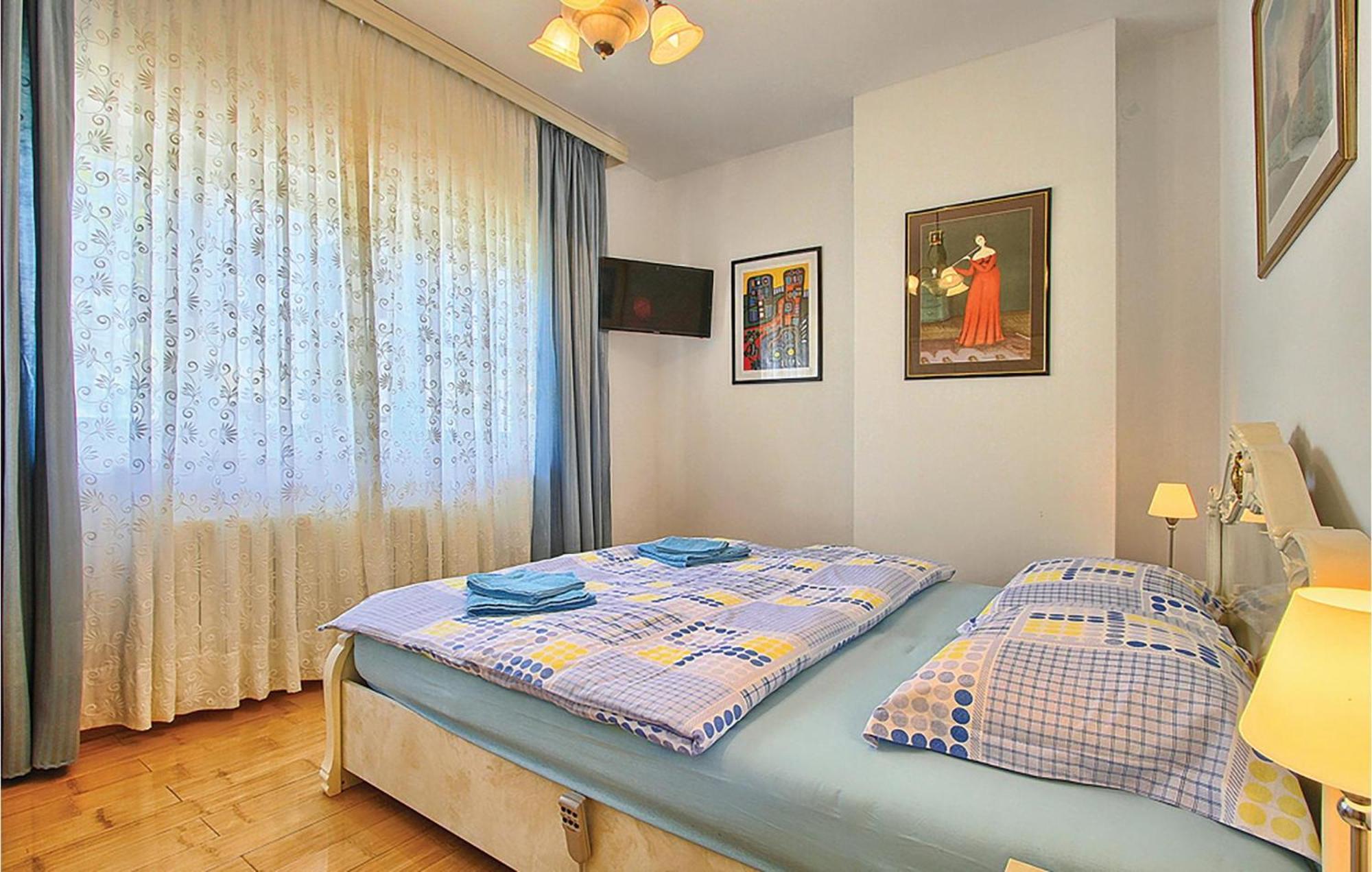 Ferienhaus Lovely In With Outdoor Swimming Pool *